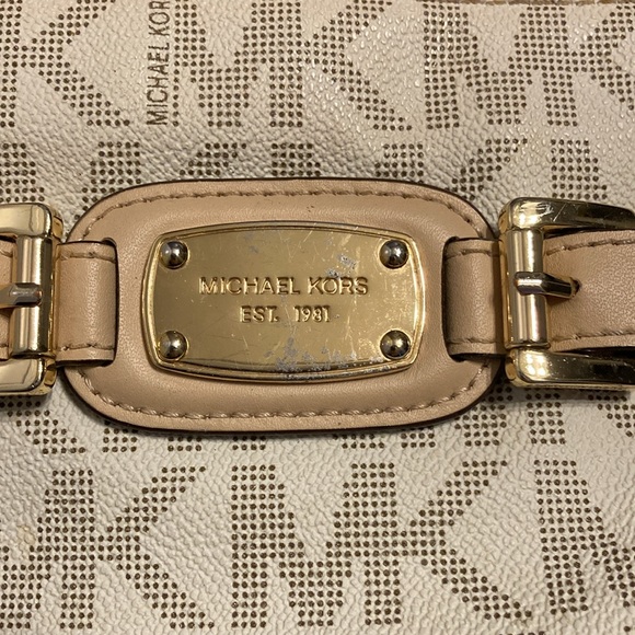 Michael Kors Handbag - Picture 3 of 9